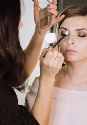 Makeup & Skincare Level 3